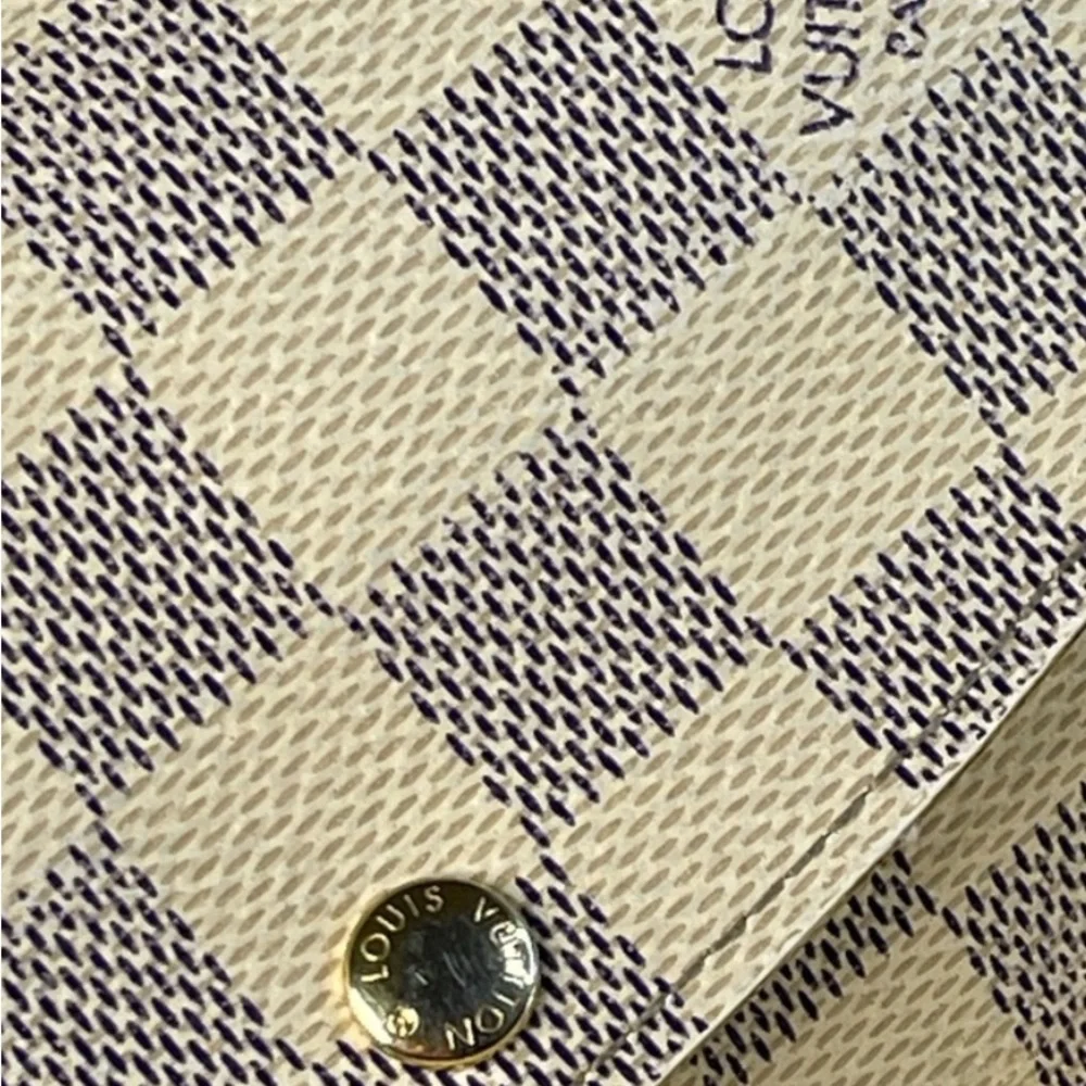 Louis Vuitton Damier Azur Emily Long Wallet